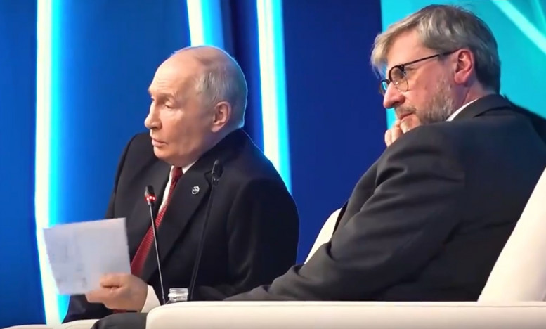 Москва Кремль Путин последний выпуск 18.10.2026